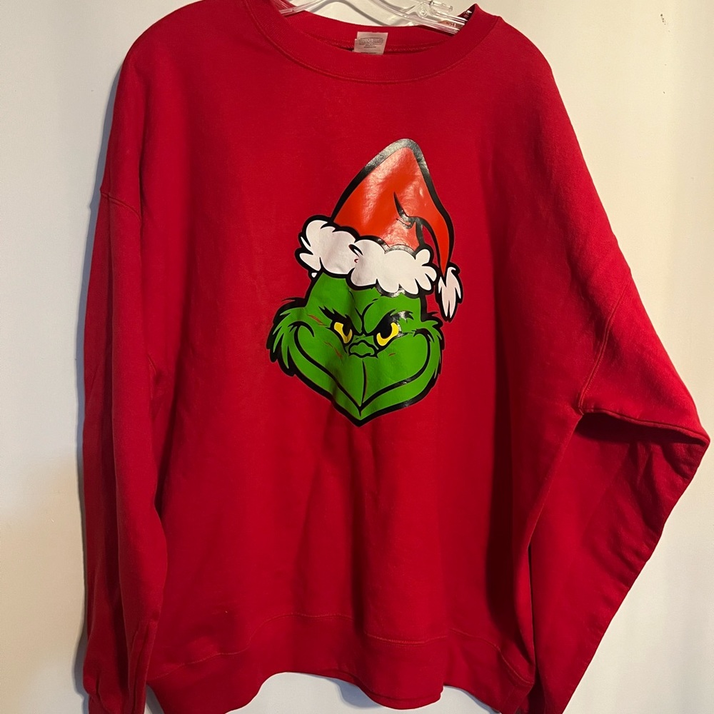 Grinch red sweatshirt